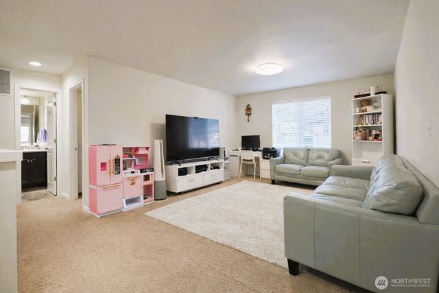 14303 67th Avenue E, Puyallup, WA 98373