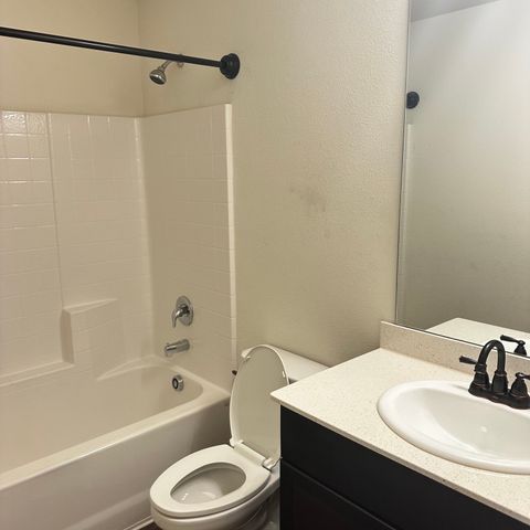 1017 Skyline Drive, Hutchins, TX 75141