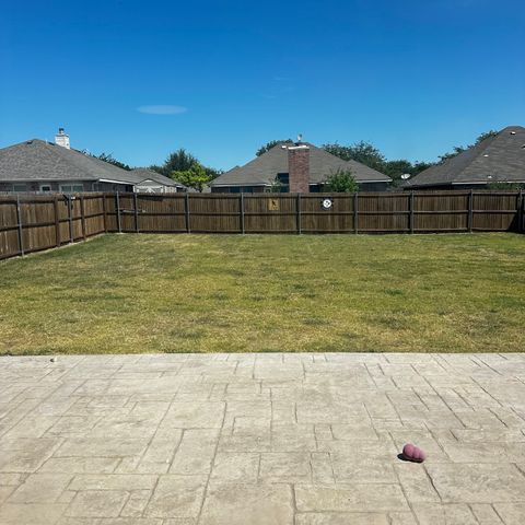 1017 Skyline Drive, Hutchins, TX 75141