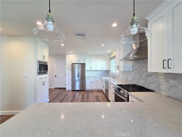 872 N Karen Way, Long Beach, CA 90815