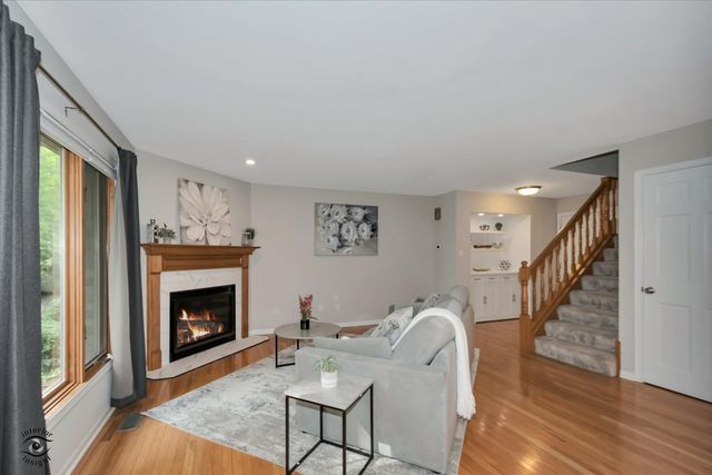 16616 Grants Trail, Orland Park, IL 60467