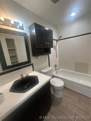 4909 S Utica Avenue D, Tulsa, OK 74105