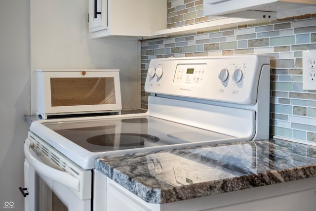 302 Maple Court, Greenfield, IN 46140