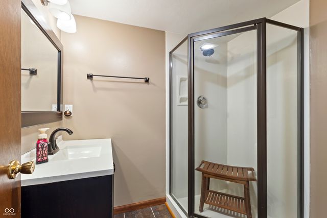 302 Maple Court, Greenfield, IN 46140