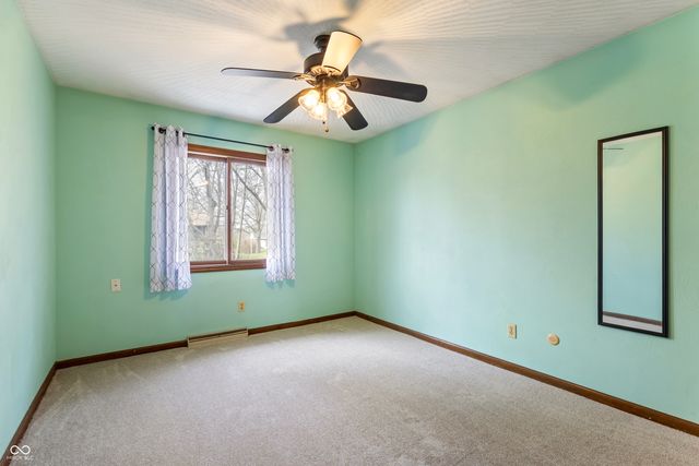 302 Maple Court, Greenfield, IN 46140