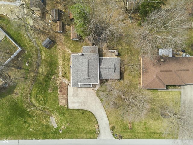 302 Maple Court, Greenfield, IN 46140