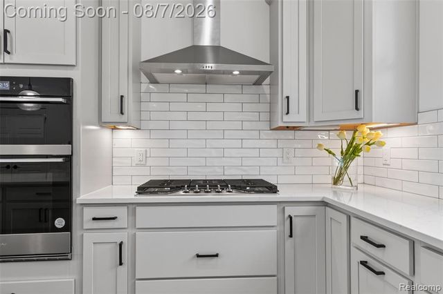 43160 Atwood Avenue 10, Novi, MI 48375