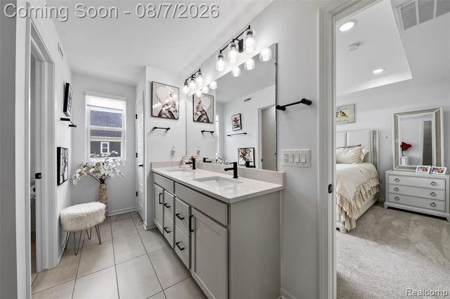 43160 Atwood Avenue 10, Novi, MI 48375