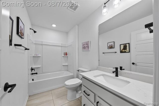 43160 Atwood Avenue 10, Novi, MI 48375