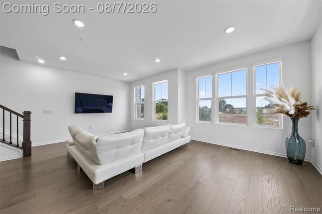 43160 Atwood Avenue 10, Novi, MI 48375