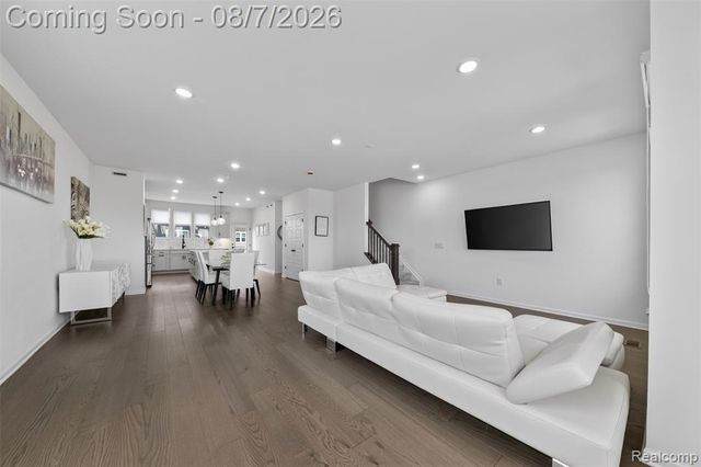 43160 Atwood Avenue 10, Novi, MI 48375