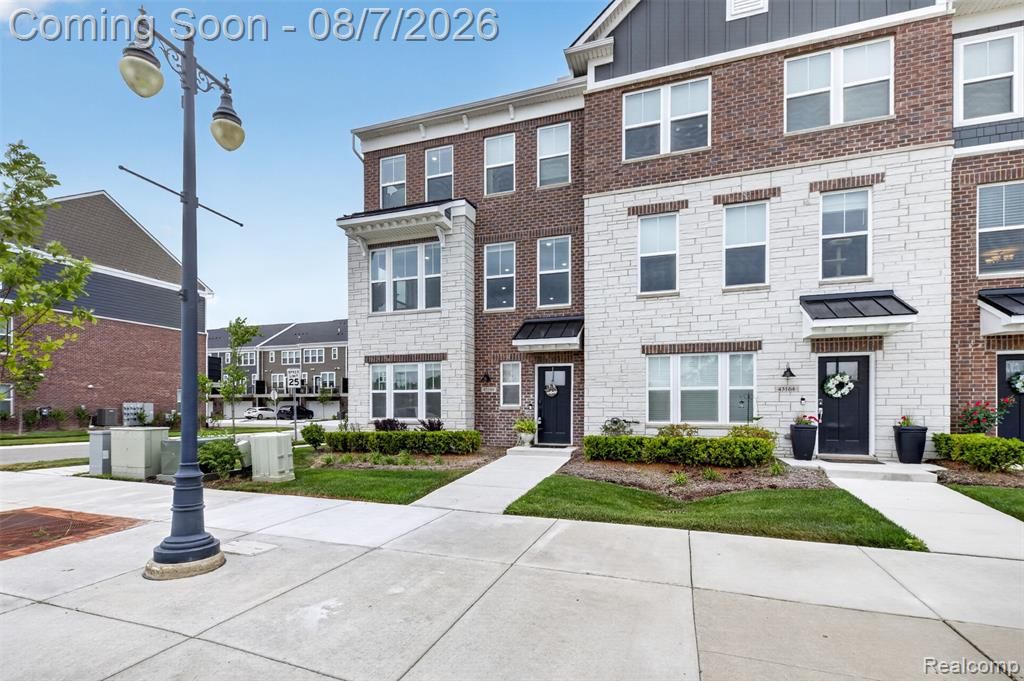 43160 Atwood Avenue 10, Novi, MI 48375