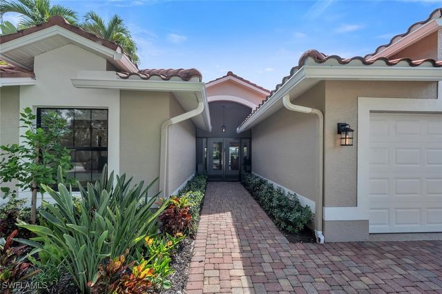 10862 Longshore WAY W, Naples, FL 34119