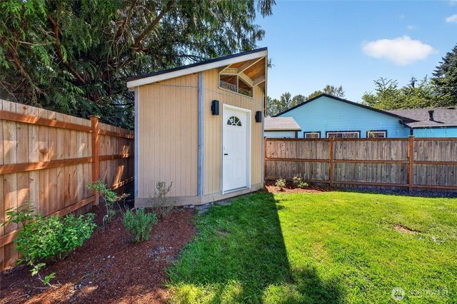 25103 170th Way SE, Covington, WA 98042