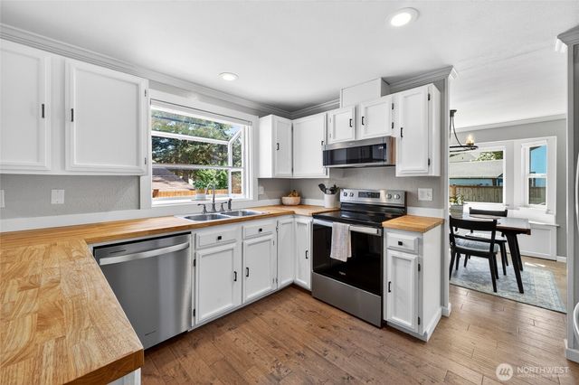 25103 170th Way SE, Covington, WA 98042