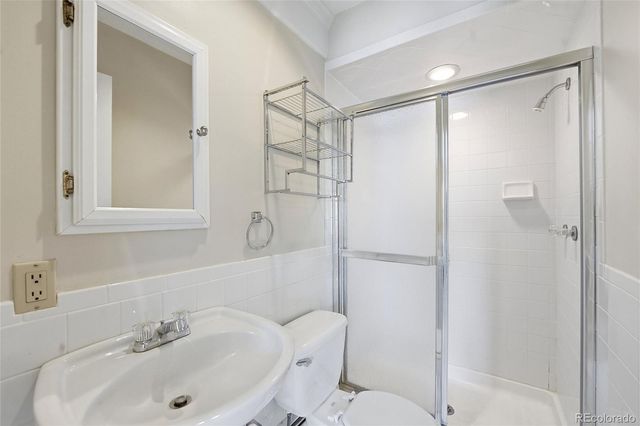 5875 S Goldsmith Place, Greenwood Village, CO 80111