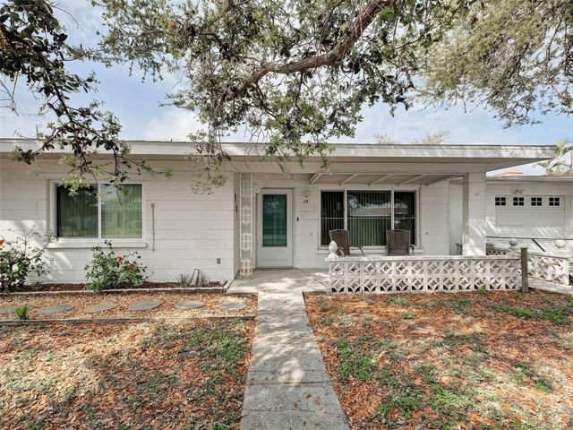 25 HILLCREST DRIVE, Englewood, FL 34223