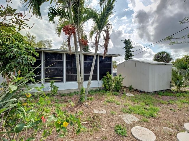 25 HILLCREST DRIVE, Englewood, FL 34223