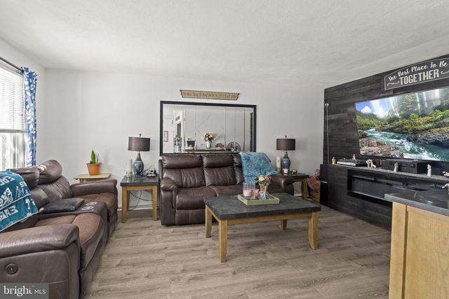 2621 HAWTHORNE RD, Glenside, PA 19038