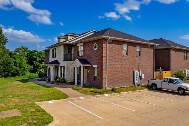 130 Forest Drive, College Station, TX 77840