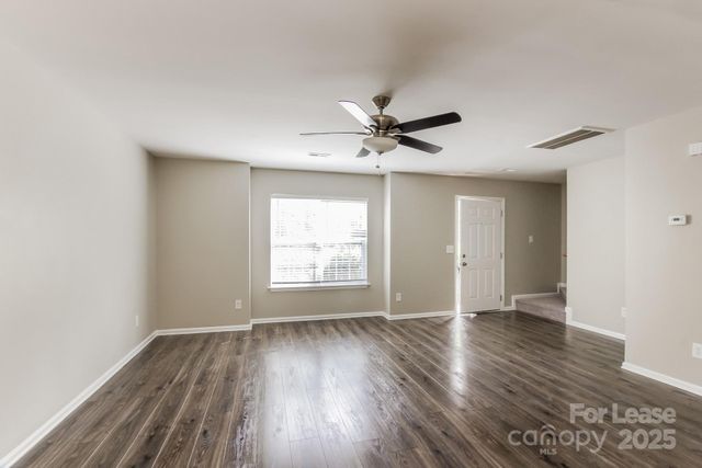 8148 Ottawa Lane, Charlotte, NC 28227