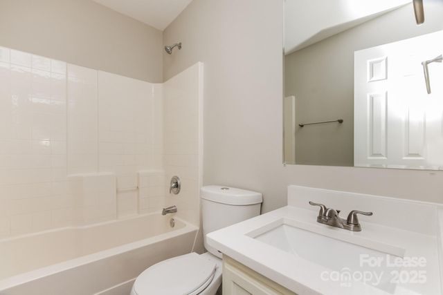 8148 Ottawa Lane, Charlotte, NC 28227