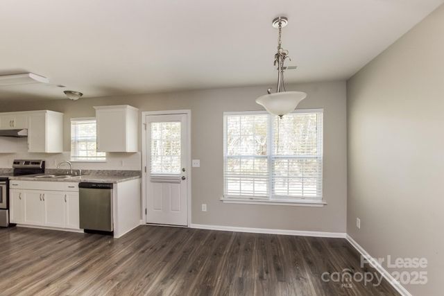 8148 Ottawa Lane, Charlotte, NC 28227