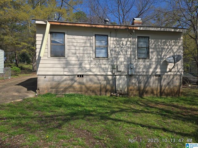 324 WOODWARD ROAD, Midfield, AL 35228