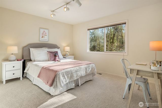 6731 153rd Place SE, Bellevue, WA 98006