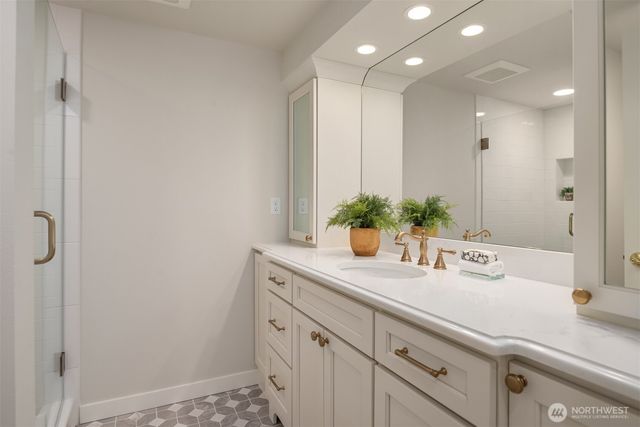 6731 153rd Place SE, Bellevue, WA 98006