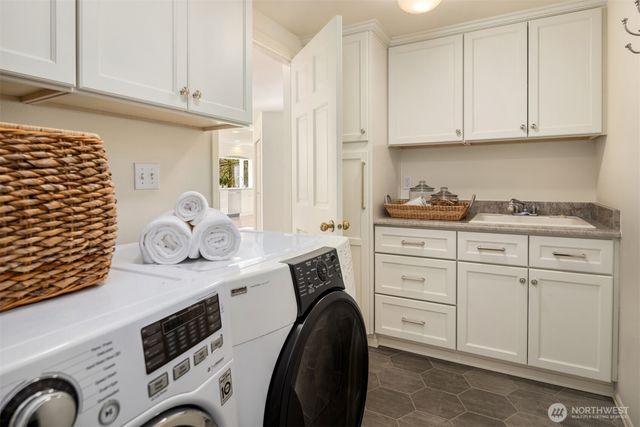 6731 153rd Place SE, Bellevue, WA 98006