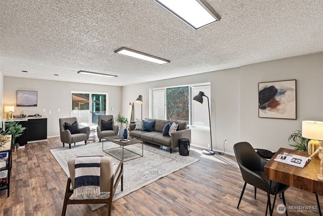 4562 SE Burley Olalla Road, Olalla, WA 98359