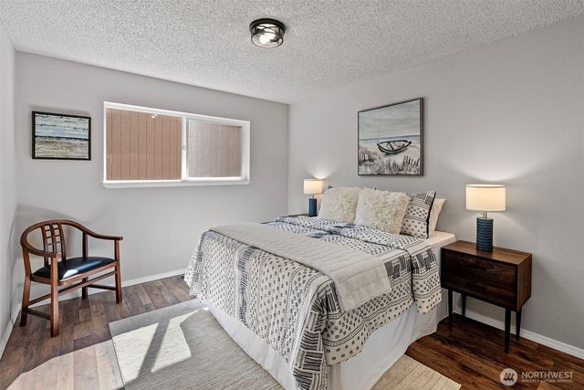 4562 SE Burley Olalla Road, Olalla, WA 98359