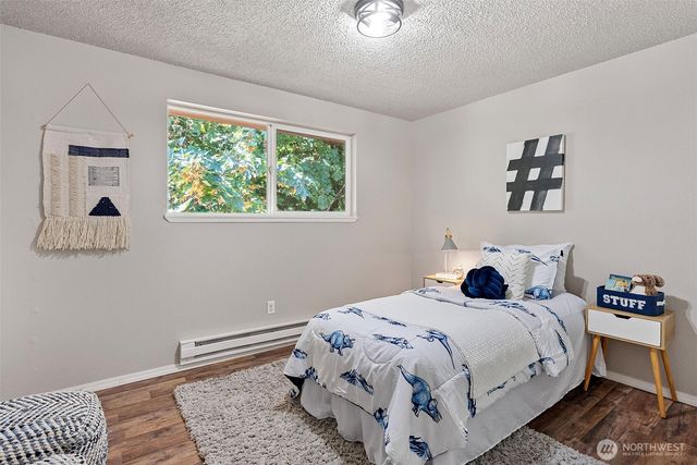 4562 SE Burley Olalla Road, Olalla, WA 98359