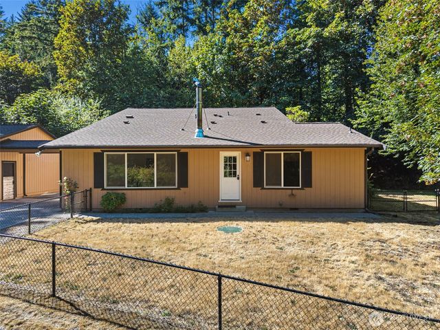 4562 SE Burley Olalla Road, Olalla, WA 98359