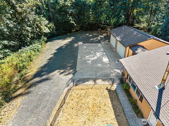 4562 SE Burley Olalla Road, Olalla, WA 98359