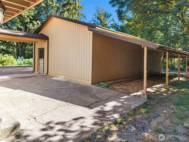 4562 SE Burley Olalla Road, Olalla, WA 98359