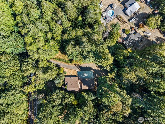 4562 SE Burley Olalla Road, Olalla, WA 98359