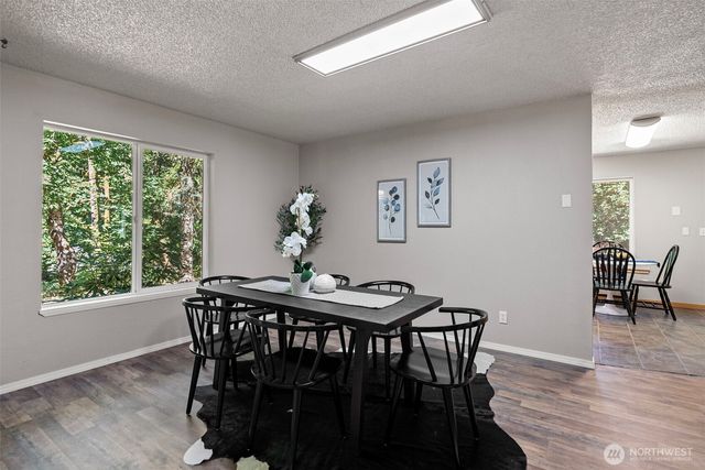 4562 SE Burley Olalla Road, Olalla, WA 98359