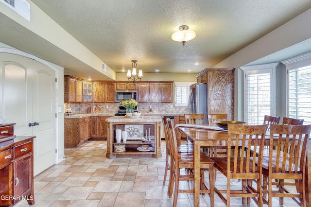 12740 TIERRA ROMAN Drive, El Paso, TX 79938