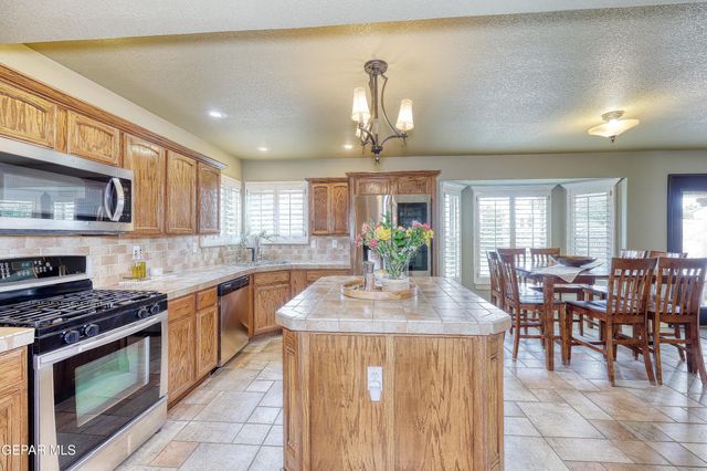 12740 TIERRA ROMAN Drive, El Paso, TX 79938