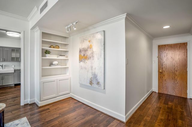 15 Greenway Plaza 12D, Houston, TX 77046