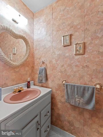 409 N OTTER BRANCH DR, Glendora, NJ 08029
