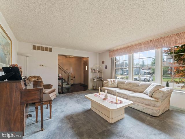 409 N OTTER BRANCH DR, Glendora, NJ 08029