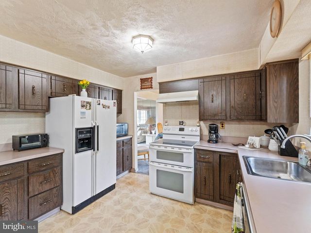 409 N OTTER BRANCH DR, Glendora, NJ 08029