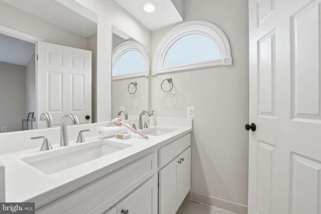 6845 MALTON CT, Centreville, VA 20121