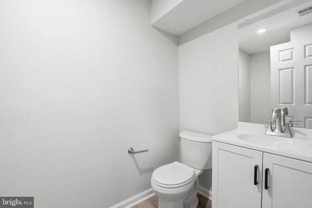 6845 MALTON CT, Centreville, VA 20121