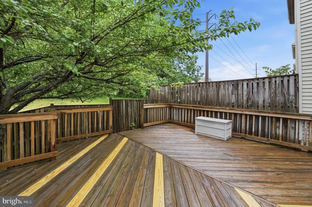 6845 MALTON CT, Centreville, VA 20121