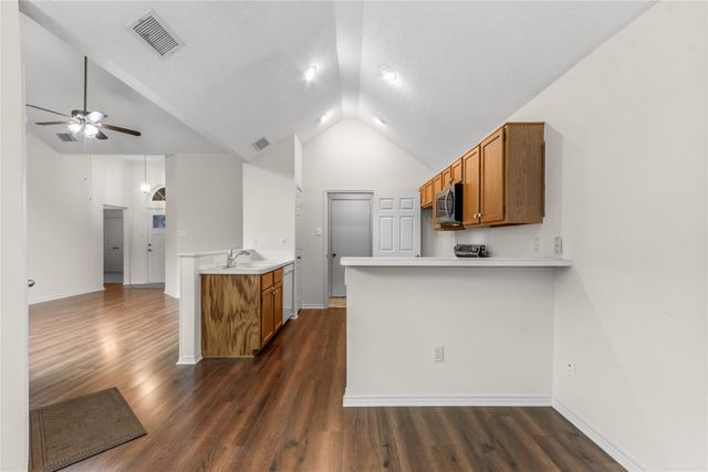 2400 Lakeshore Drive, Flower Mound, TX 75028