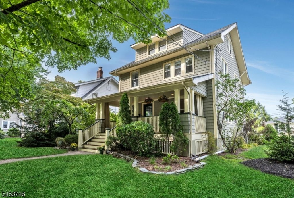353 Franklin Ave, Ridgewood Village, NJ 07450 — photo 2